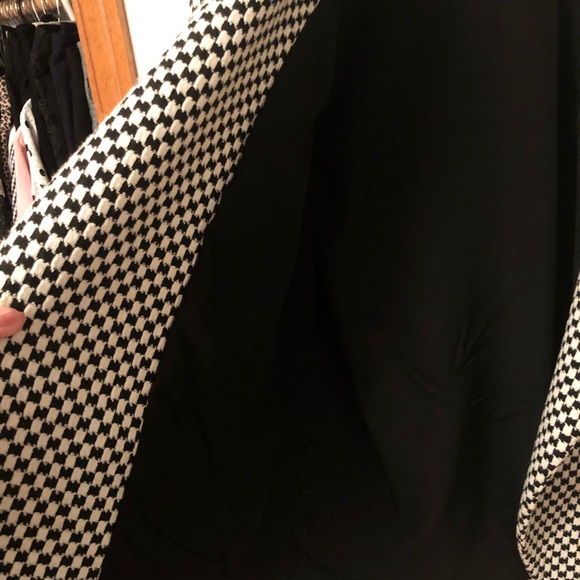 Jacket - Picture 4 of 6